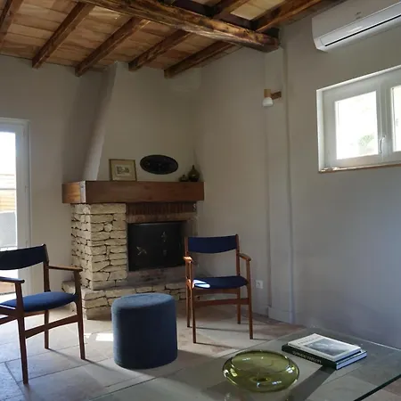 Maison Les Costes * Vernegues