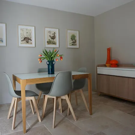 Privatunterkunft Maison Les Costes Vernegues